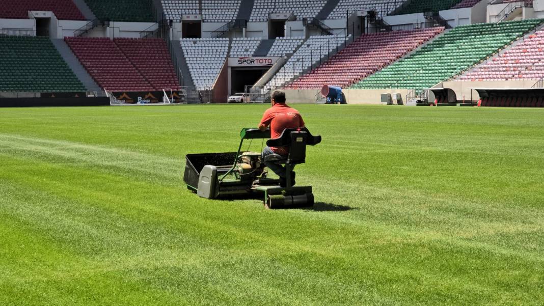 Diyarbakır'ın 33 bin Kapasiteli stadyumu ilk gün gibi hazır 7