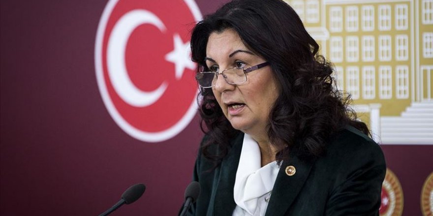 CHP: Aile sigortası desteği kadınlara verilmeli