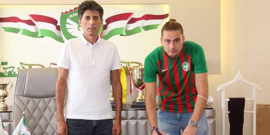 Amedspor’a deneyimli savunmacı