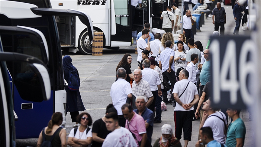 TÜİK: Akraba ziyaretinin bedeli 12 milyar TL