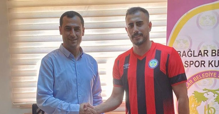 Bağlar Belediyespor 3 futbolcuyu renklerine bağladı