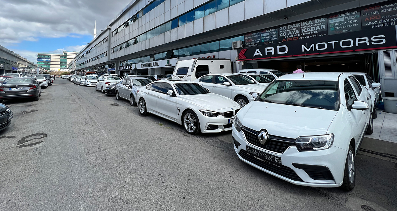 İkinci el lüks otomobillerde satışlar durdu