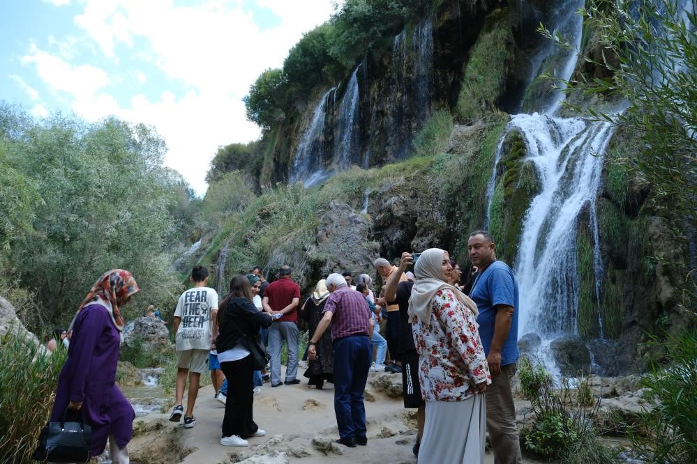 Turizm geliri yüzde 13,1 arttı