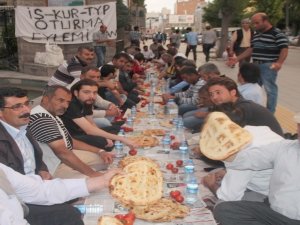 Eylemdeki İŞKUR işçileri Ramazan'da da aç