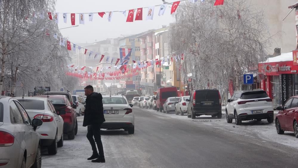 Soğuktan araçlar çalışmadı !