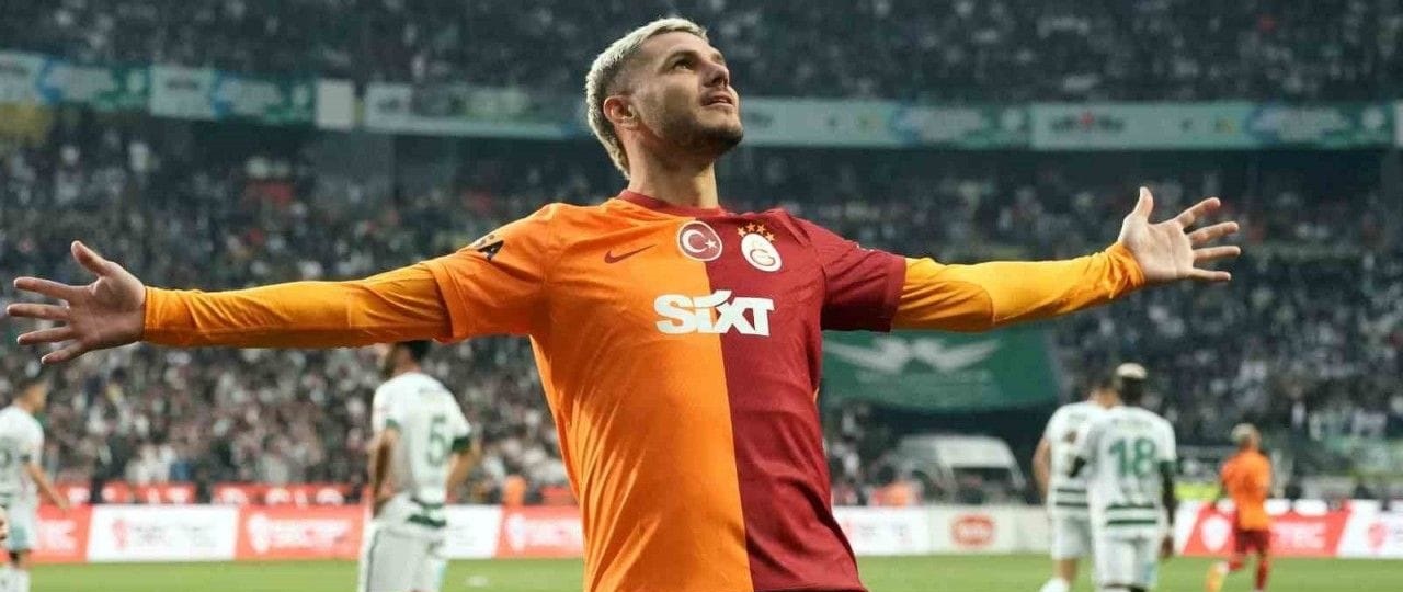 Galatasaray Fenerbahçe'yi iki kez üzdü