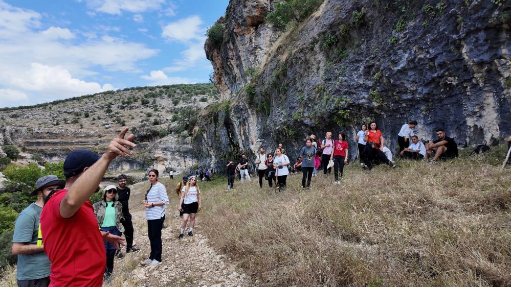 Takoran Vadisi’nde doğa yürüyüşü