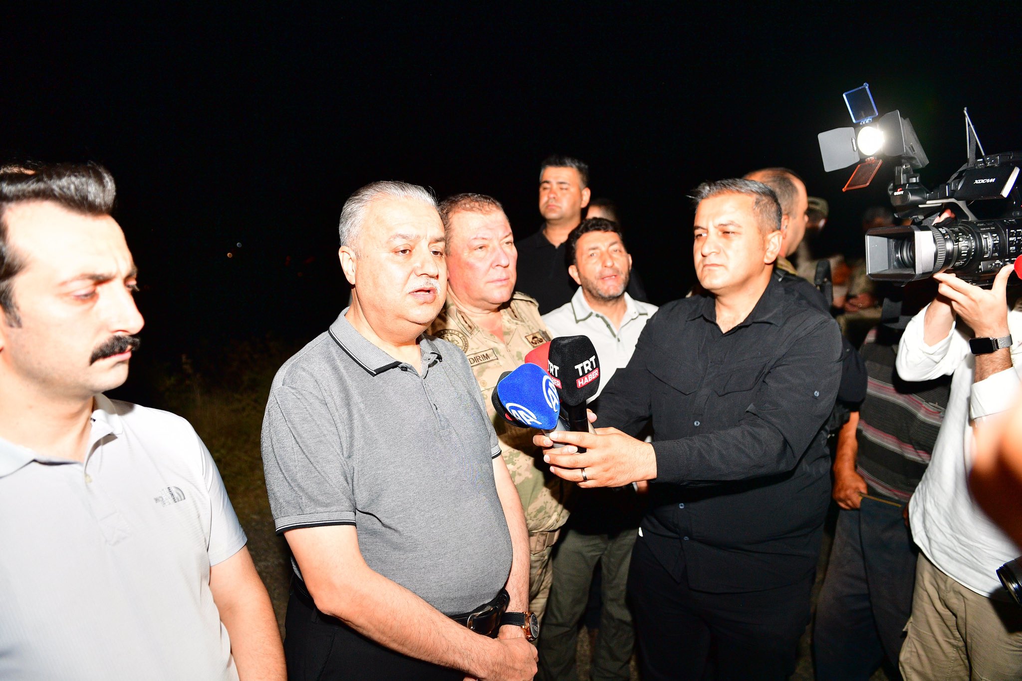 Diyarbakır'daki anız yangını söndürüldü