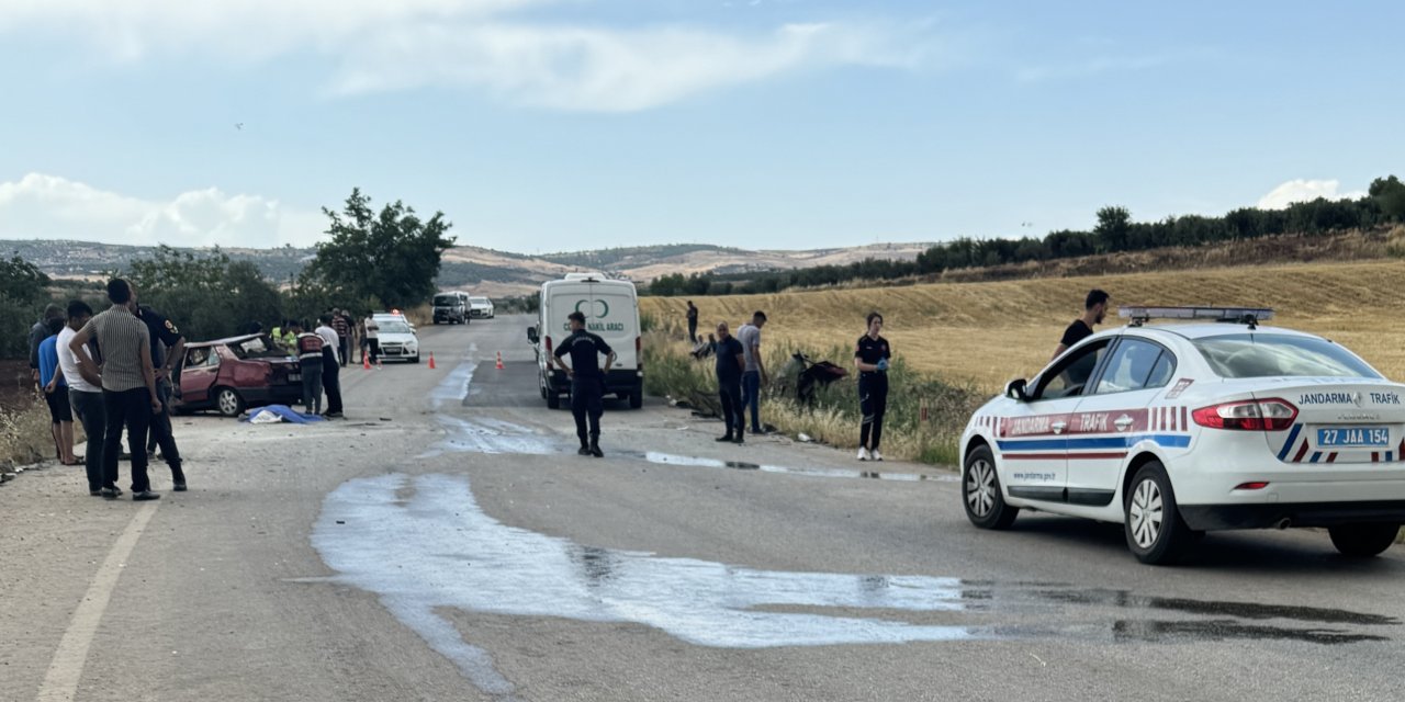 Antep'te trafik kazası; Ölü ve Yaralılar var