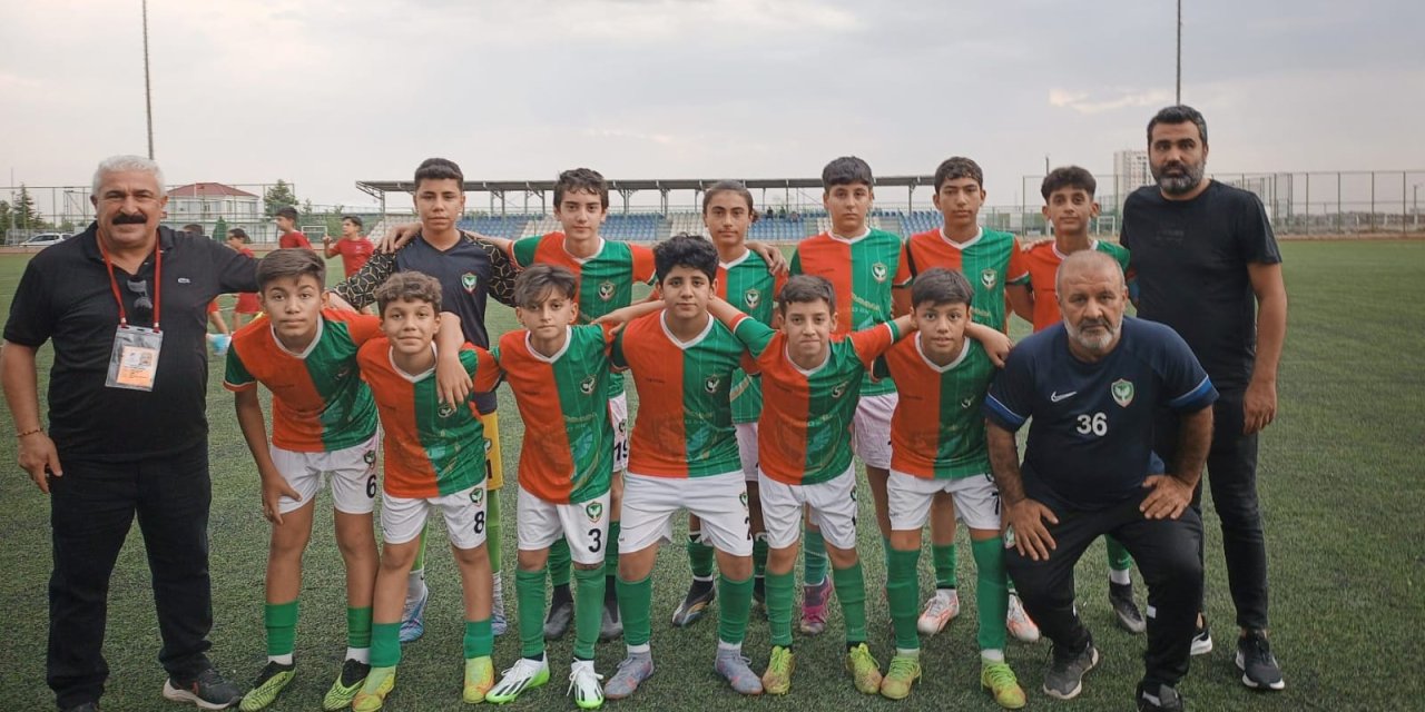 Amedspor U13 7'de 7 yaptı, şampiyon  oldu