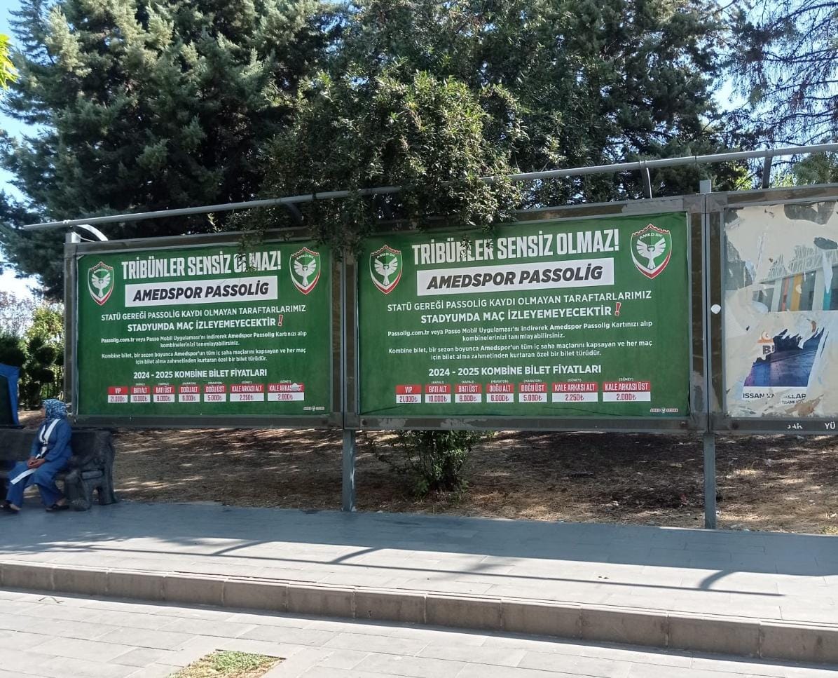 Amedspor, kentin 60 noktasına billboard Passolig afişi astı