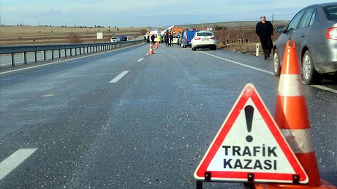 TIR ile otomobil çarpıştı: 1 kişi öldü