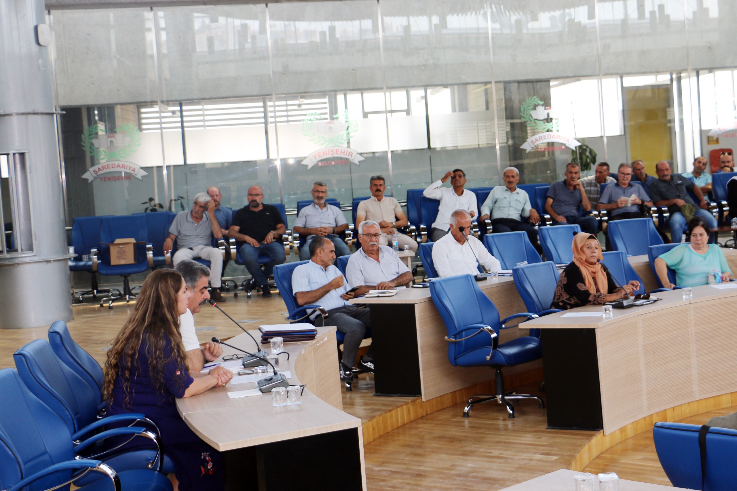 Yenişehir Belediyesi meclis toplantılarını halka açık düzenledi