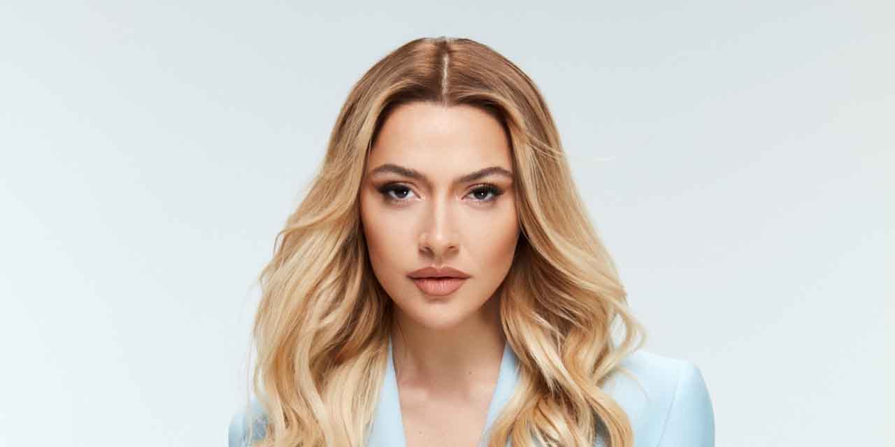 Hadise'den İsyan: "Instagram Yasağı Özgürlüklerimizi Tehdit Ediyor!"