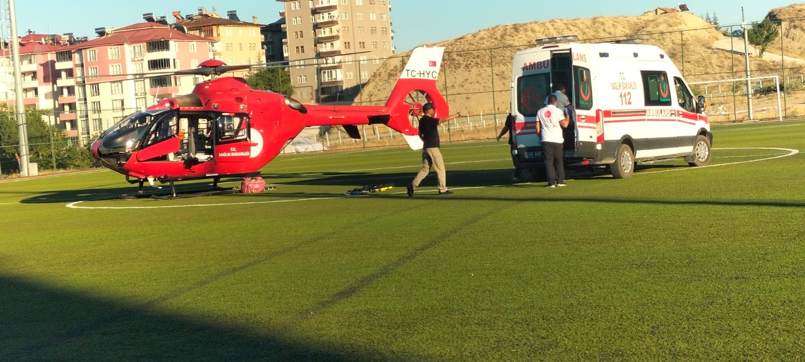 Ambulans helikopter 2 hasta için havalandı