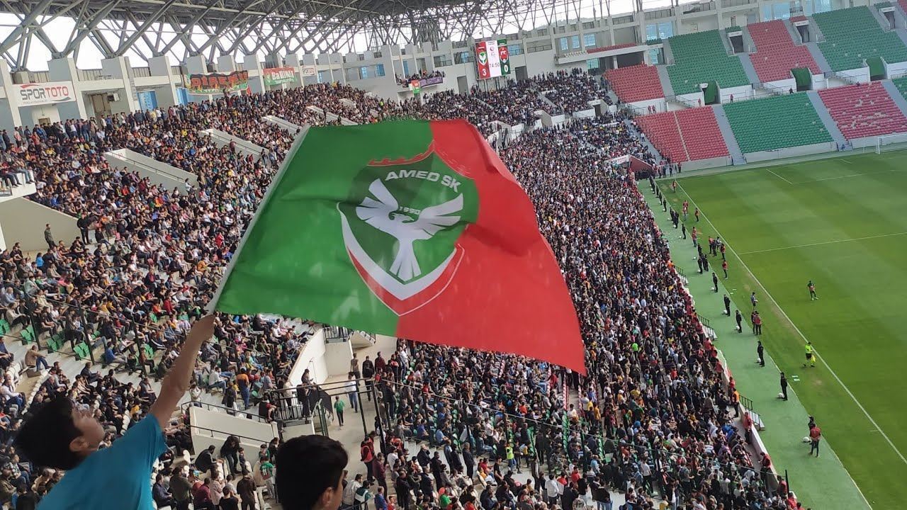 Amedspor yönetimi: Taraftarlarımızın her zaman yanındayız