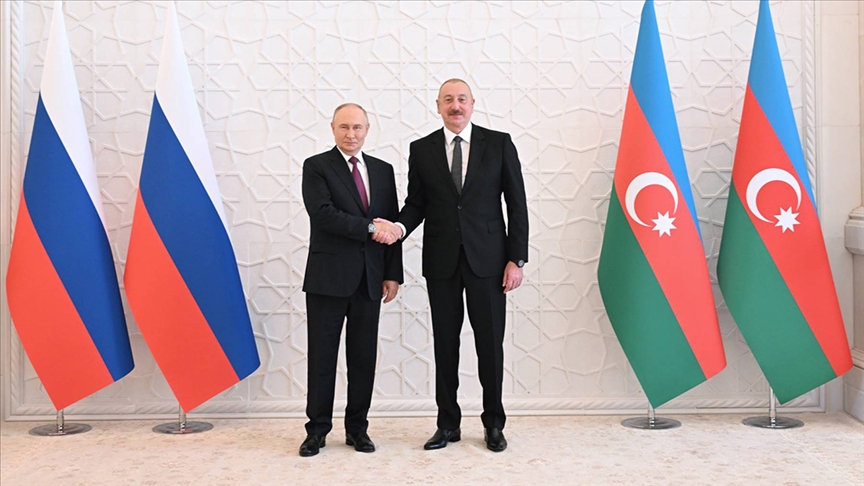 Putin ile Aliyev görüştü