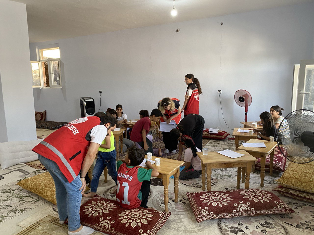 Diyarbakır'da Narin'in kaybolduğu mahalledeki çocuklara psikososyal destek