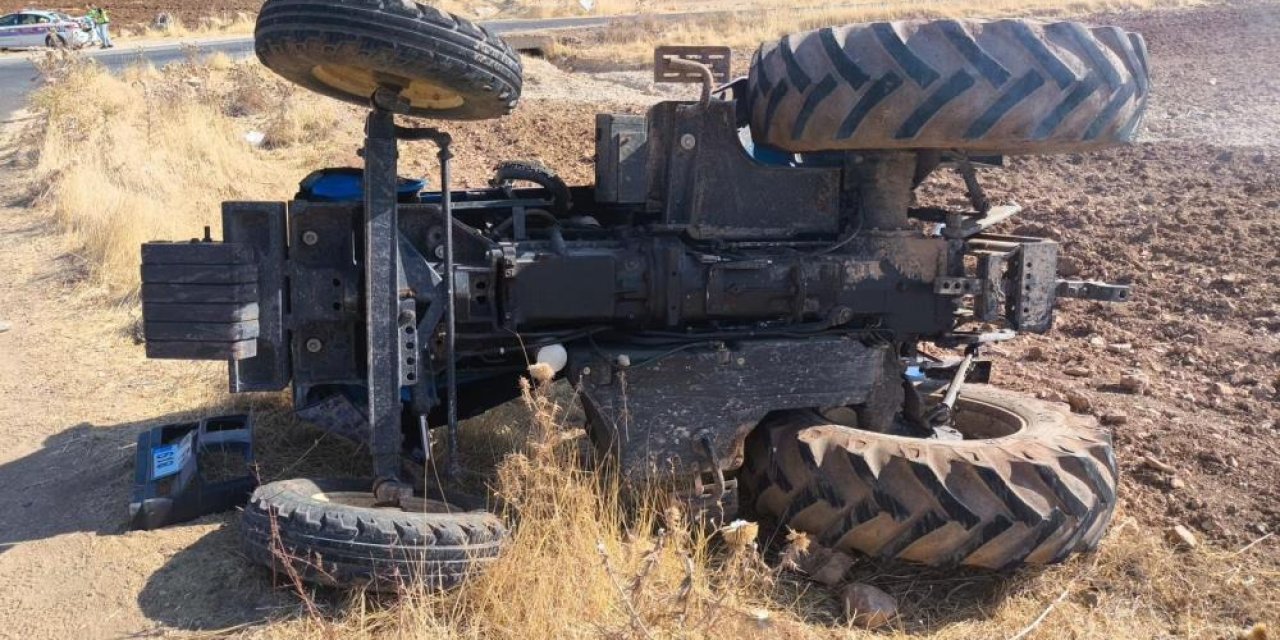 Mardin'de traktör devrildi: 1 yaralı