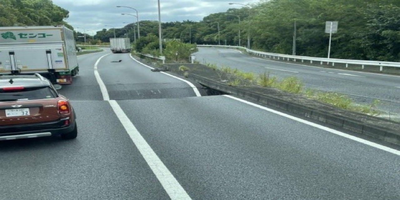 Japonya’da otoyol çöktü, facianın eşiğinden dönüldü