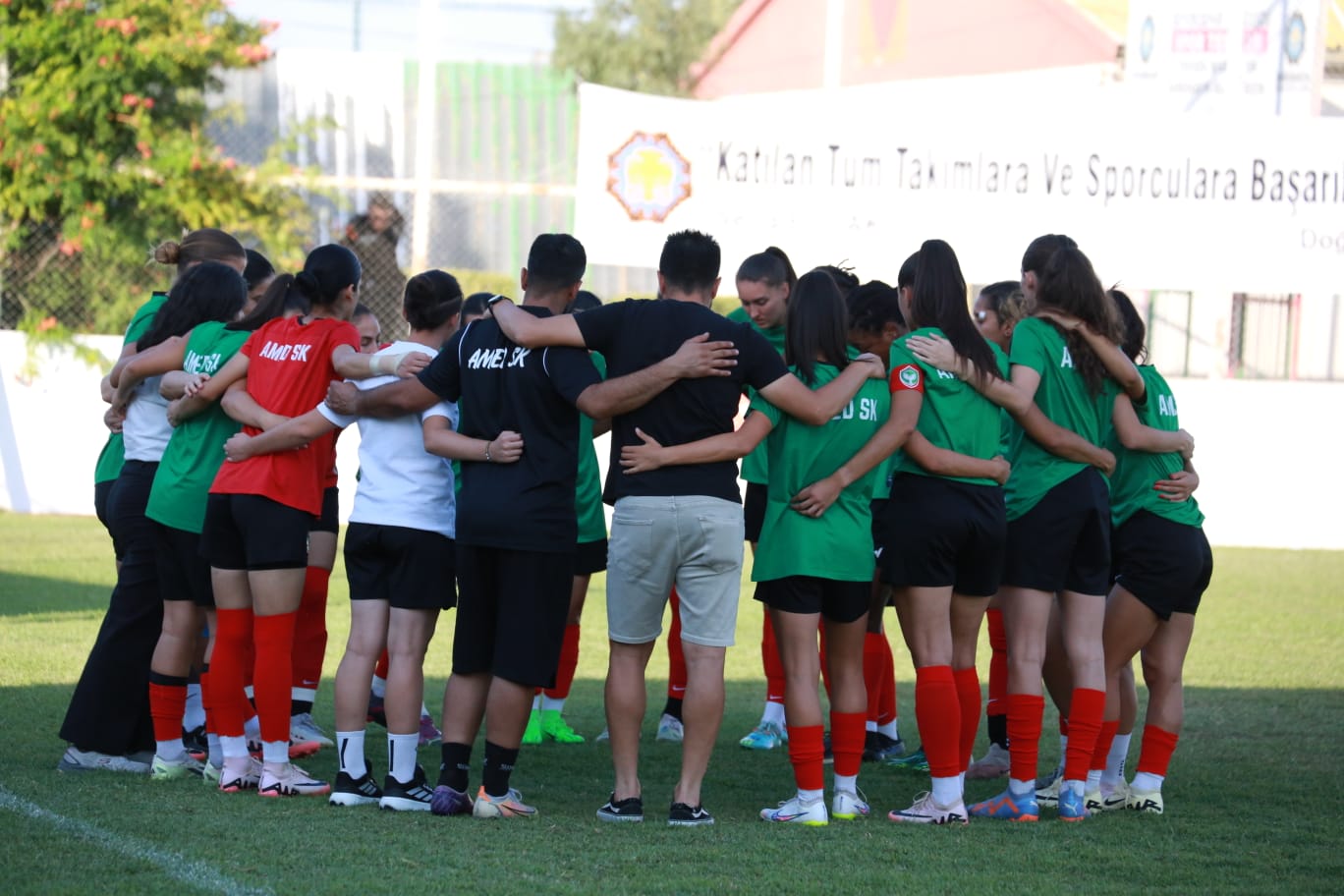 Amedspor Kadın Takımı ALG Spor maçı hazırlıklarını tamamladı