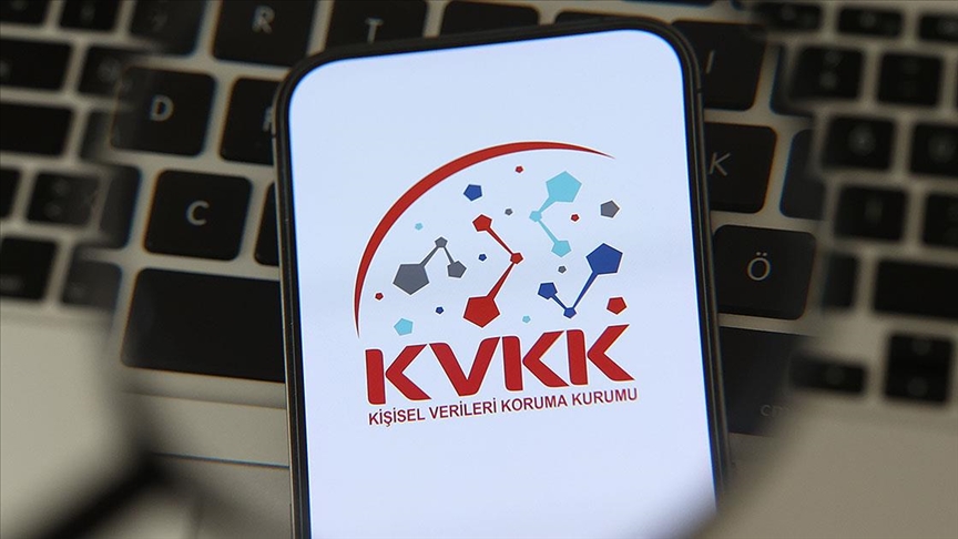 KVKK'dan Velilere Önemli Tavsiyeler: Çocukların Kişisel Verilerini Koruma Rehberi ve Güvenlik Önlemleri