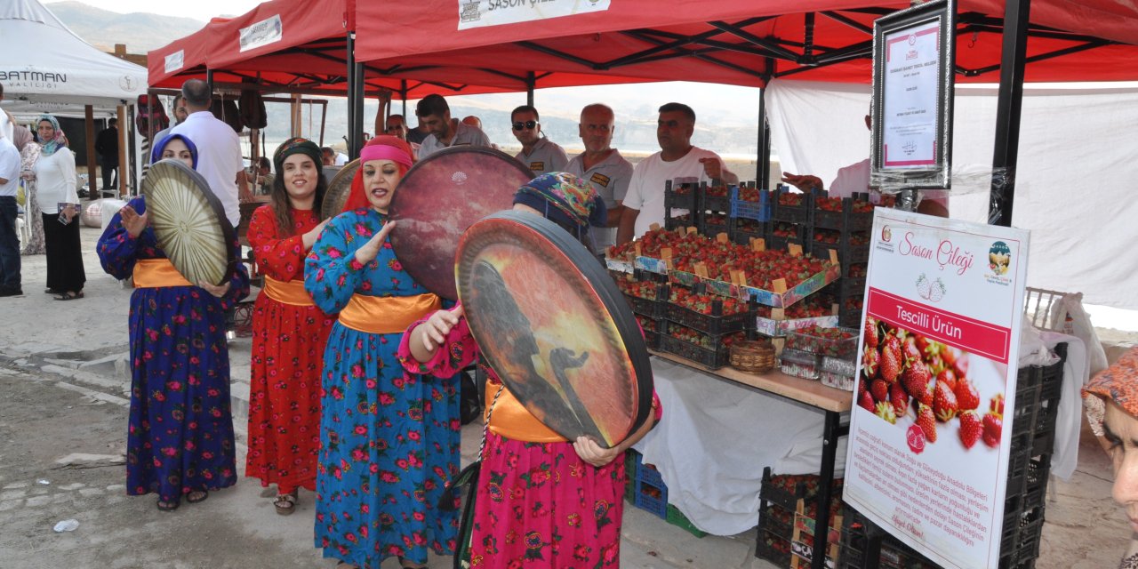 Hasankeyf'te Su, Doğa Sporları ve Turizm Festivali düzenlendi