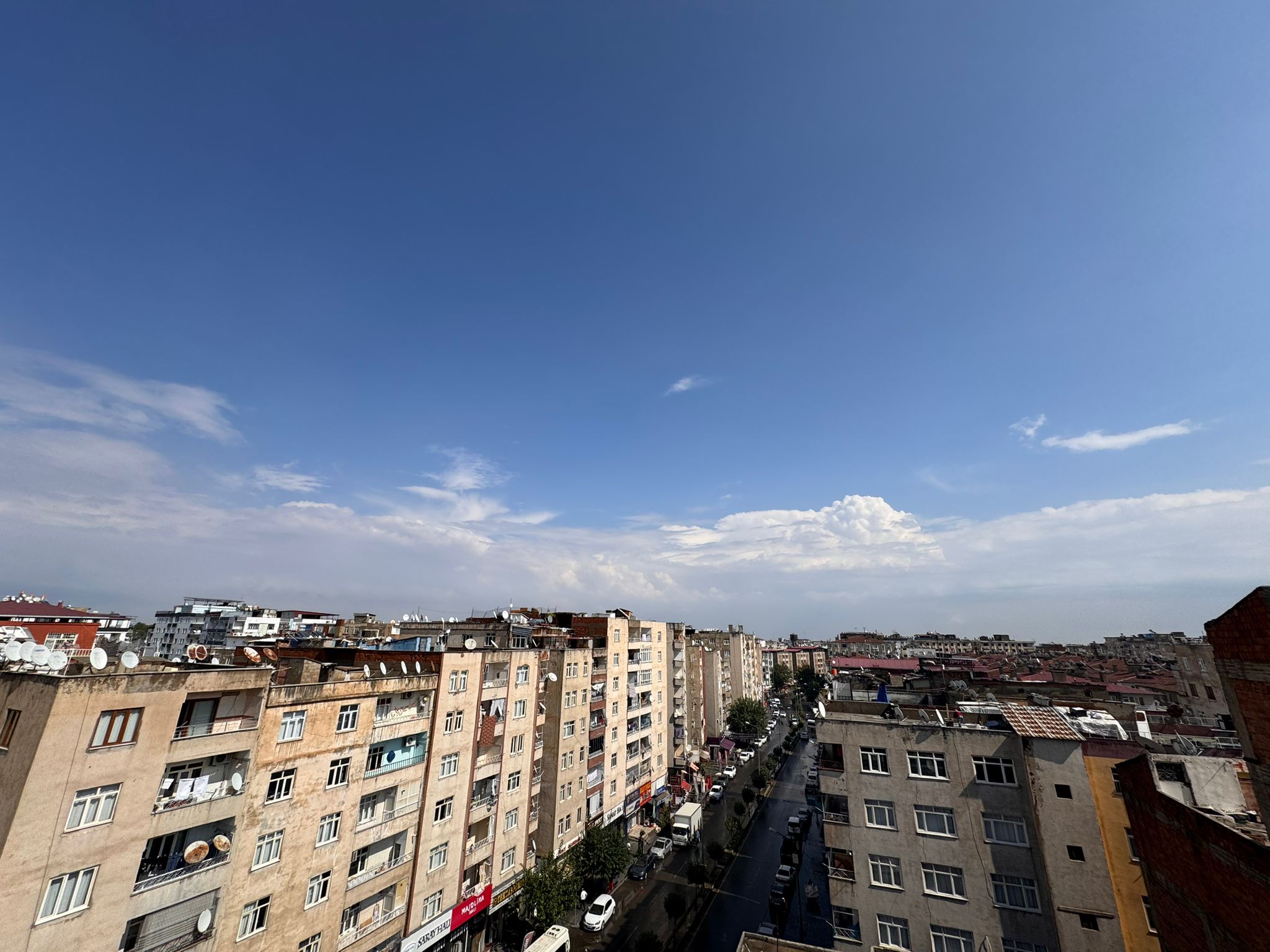 Diyarbakır'da sağanak yağışın ardından güneş açtı