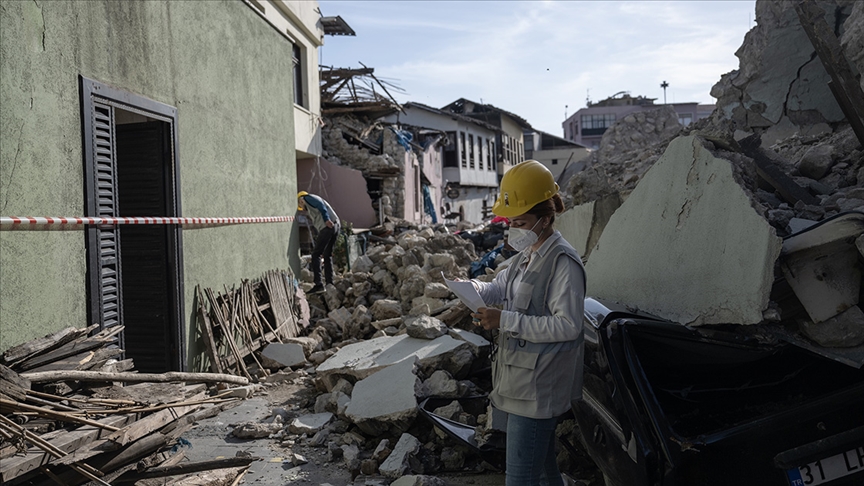 Depremden etkilenen 4 il ve 2 ilçe için bir uzatma daha