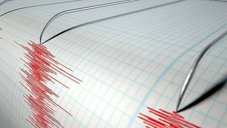 Ege Denizi'nde korkutan Deprem