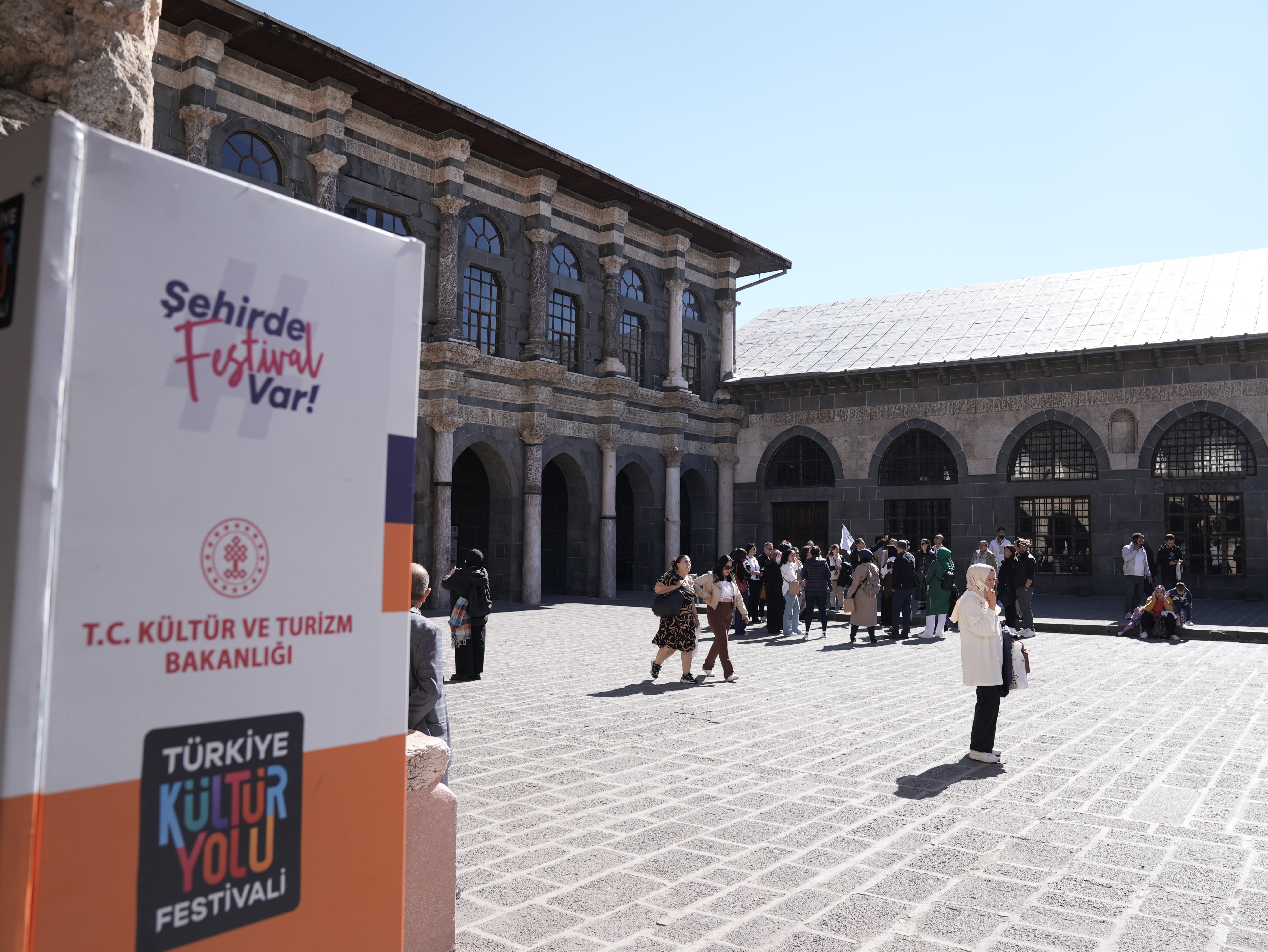 (VİDEO) Diyarbakır Kültür Yolu Festivali sona erdi