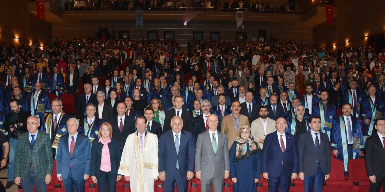 Dicle Üniversitesi yeni döneme "Merhaba" dedi