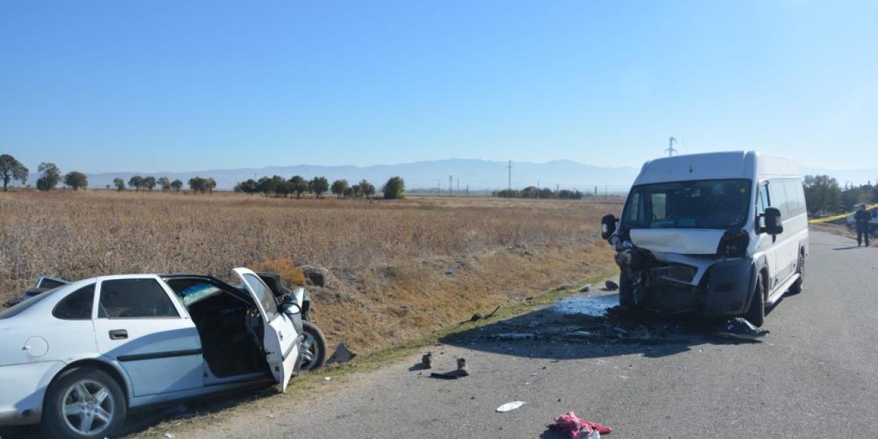 Öğrenci servisi kaza yaptı; 4 ölü