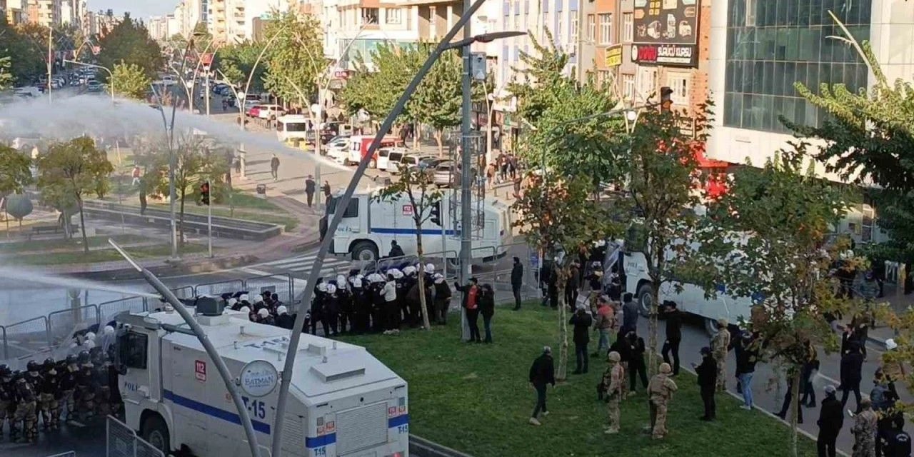 Batman'da kayyım eylemi: Yaralı polisler ve gözaltılar var