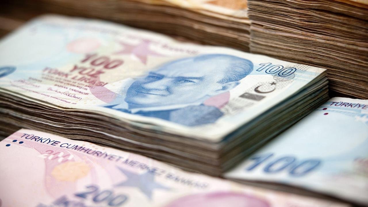 Hazine 55 milyar lira borçlandı