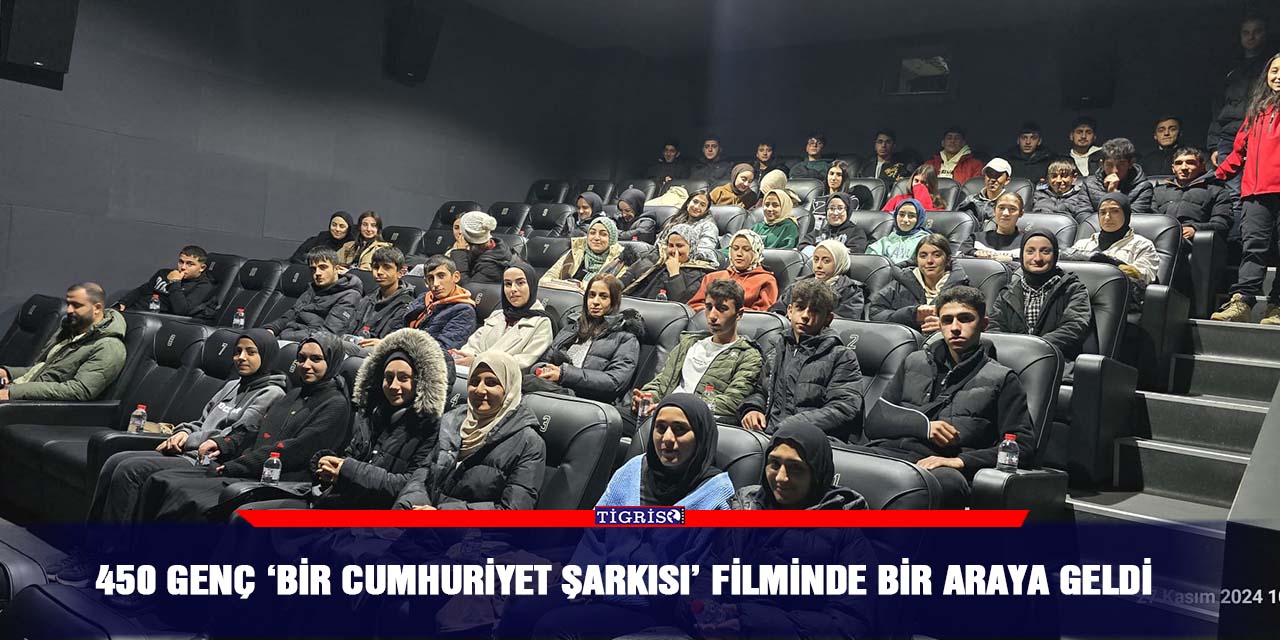 450 genç ‘Bir Cumhuriyet Şarkısı’ filminde bir araya geldi