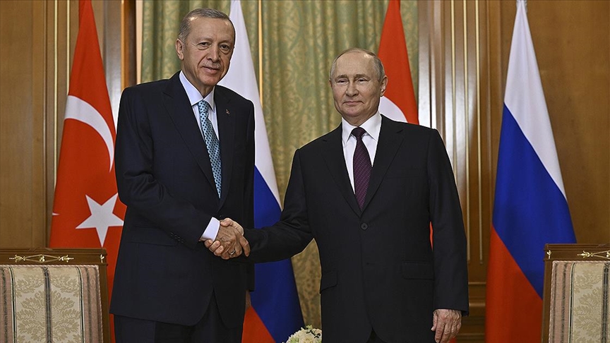 Erdoğan, Putin ile telefonda görüştü