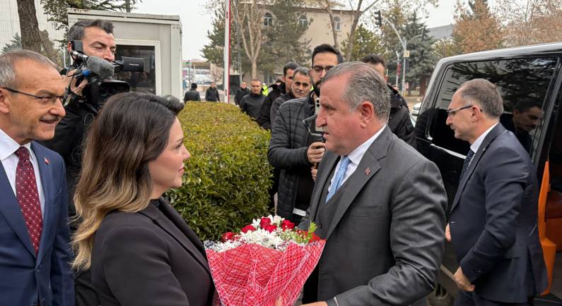 Gençlik ve Spor Bakanı Osman Aşkın Bak, Malatya'da