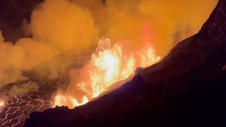 ABD'nin Hawaii eyaletinde Kilauea Yanardağı patladı