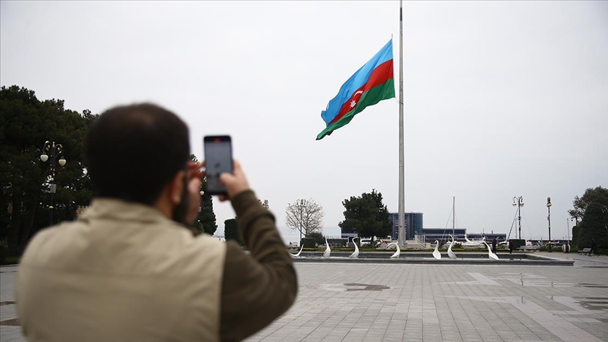 Azerbaycan'da 1 günlük milli yas ilan edildi!