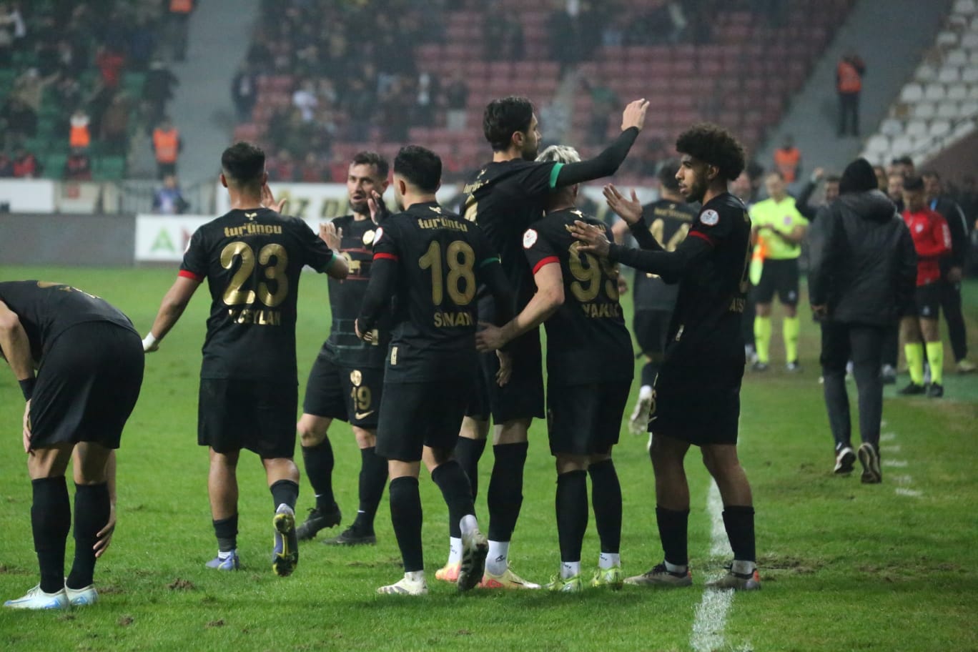 Amedspor Play-Off yolunda kritik maçlara hazırlanıyor