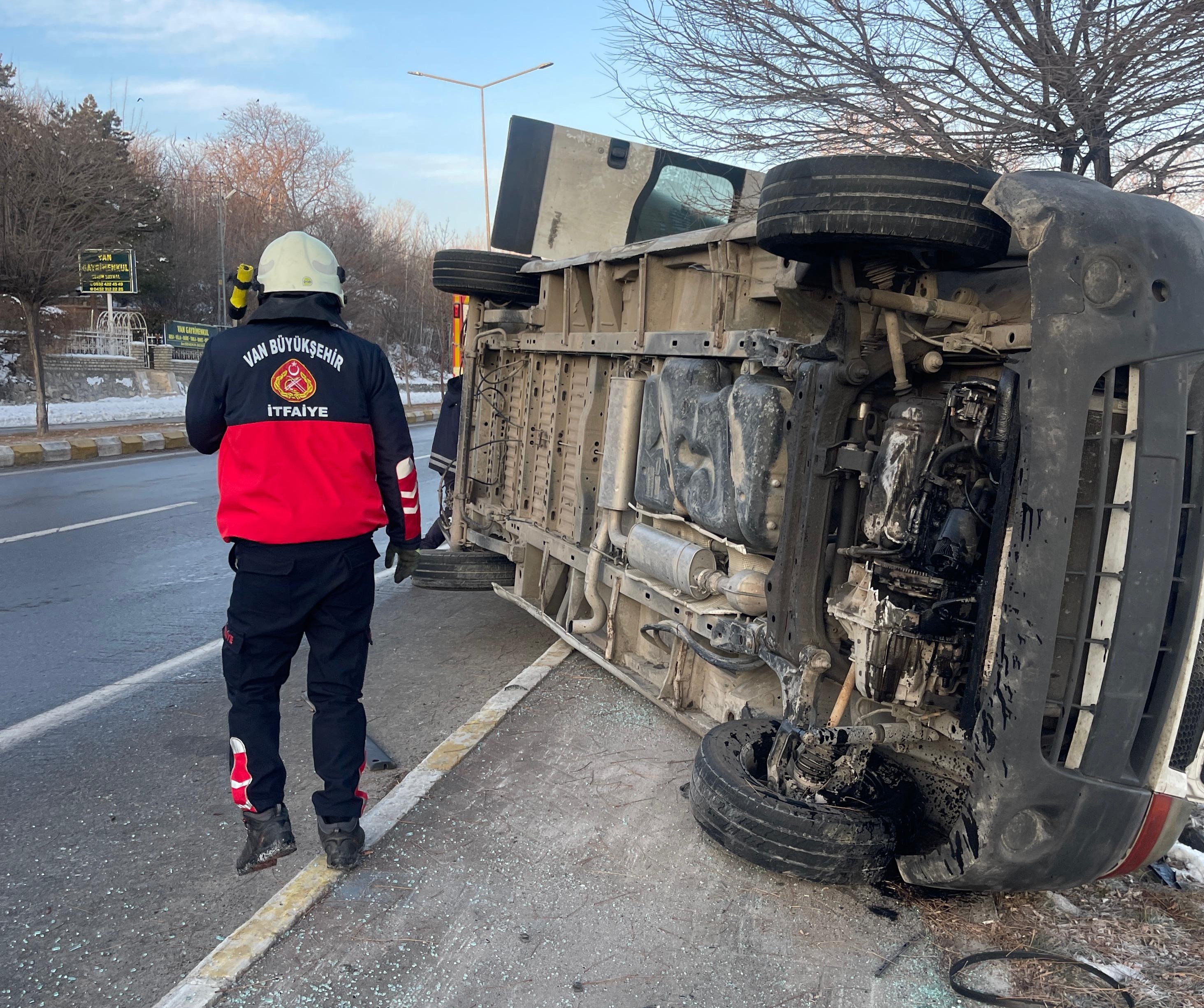 Van'da kaza: 2 yaralı