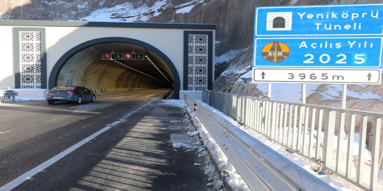 Hakkari-Yüksekova arasındaki tünel trafiğe açıldı