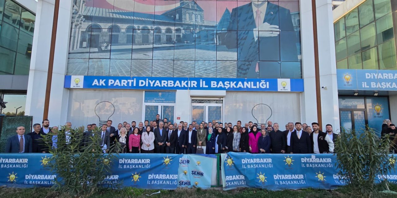 AK Parti Diyarbakır'da yeni yönetim belli oldu