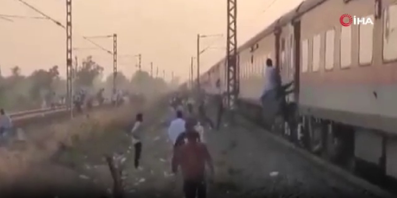 Hindistan'da tren faciası: 11 ölü, 5 yaralı