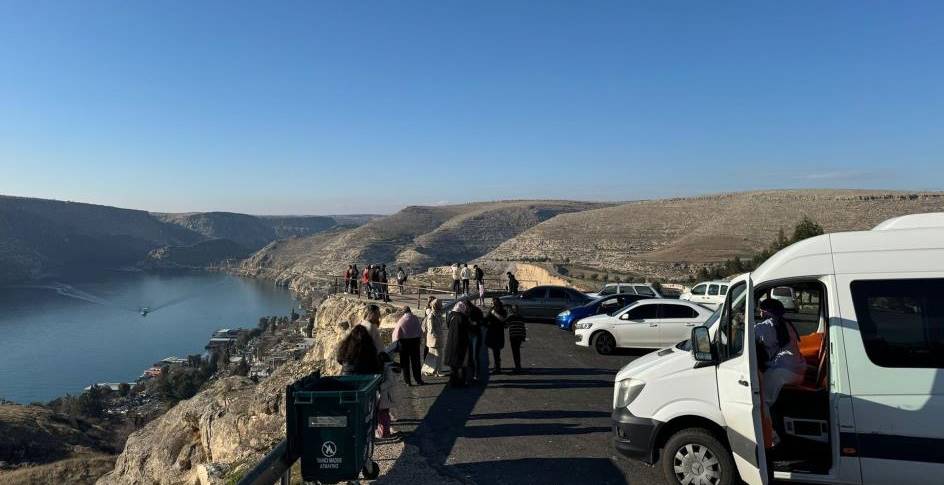 Halfeti'de turist yoğunluğu