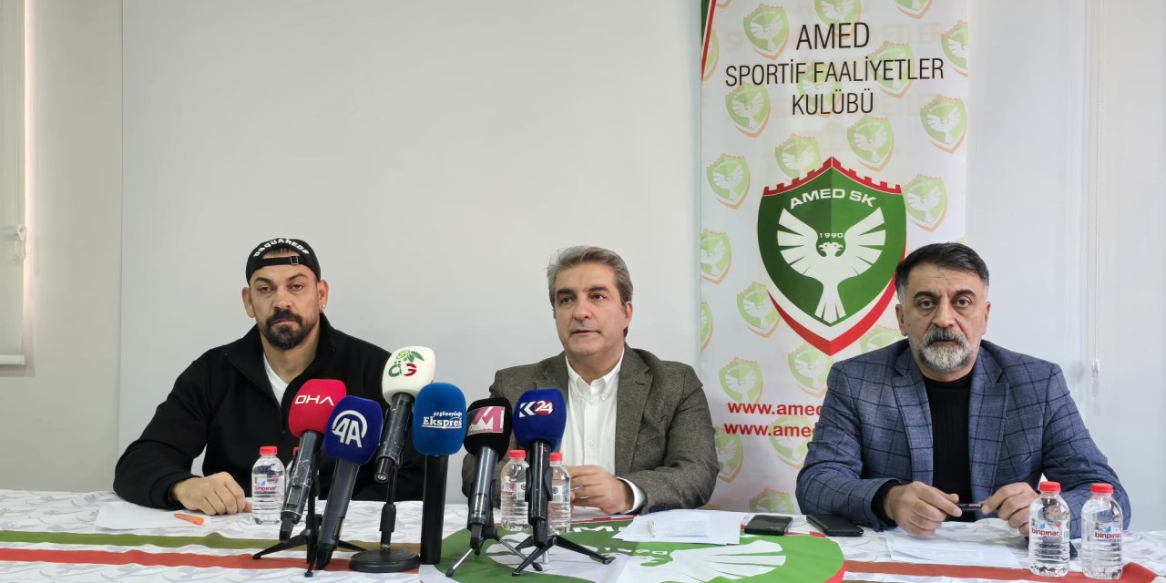 Amedspor Başkanı Baysal açıkladı: “Stadyum zemini yarıda kaldı”