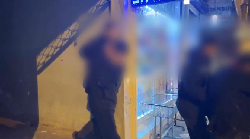 VİDEO - Diyarbakır'da horoz dövüşü yapılan mekana baskın: 8 gözaltı