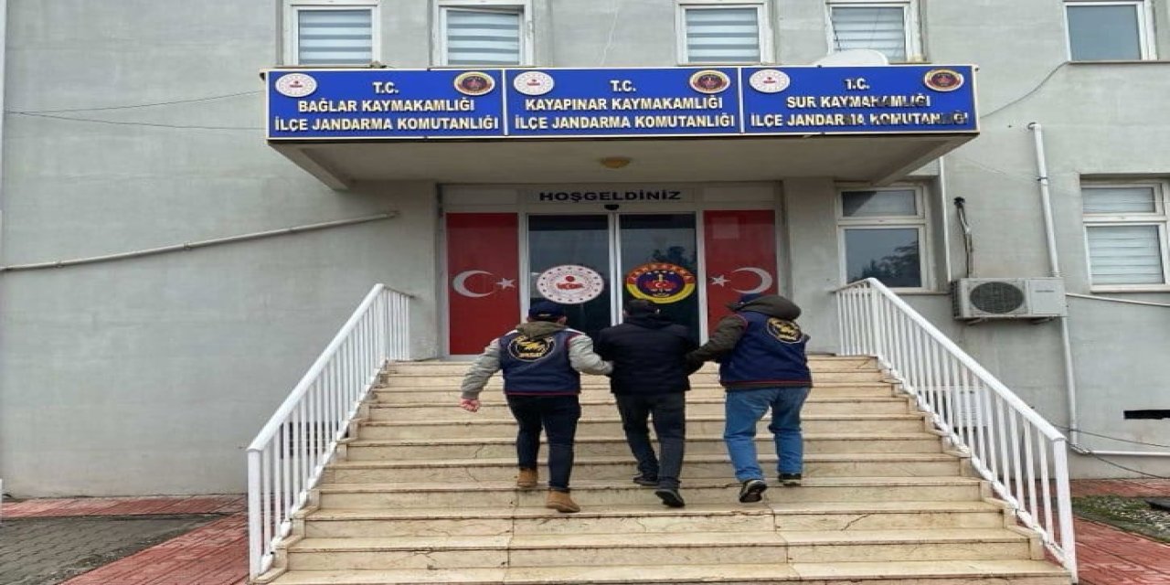 Diyarbakır JASAT firari cinayet hükümlüsünü yakaladı