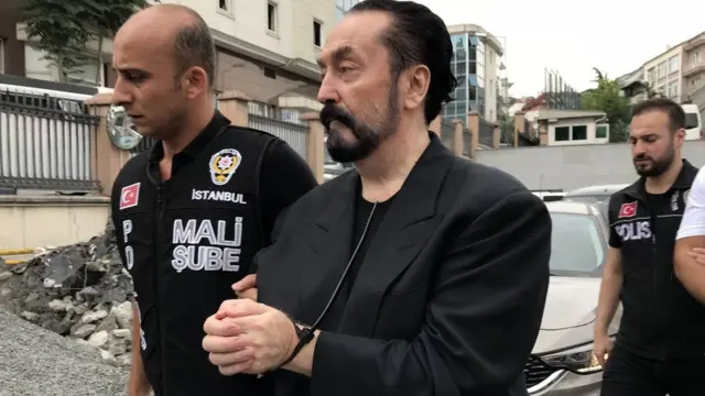 Silivri Cezaevi’nde Adnan Oktar krizi